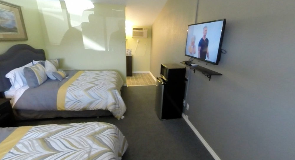 Rodeway Inn Каспер Экстерьер фото